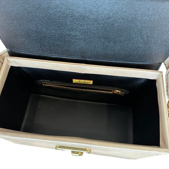 Midcentury Vintage Cosmetic Bag Top Handle Patent Leather Cream Jaclyn USA 8x5x4 - Picture 6 of 8